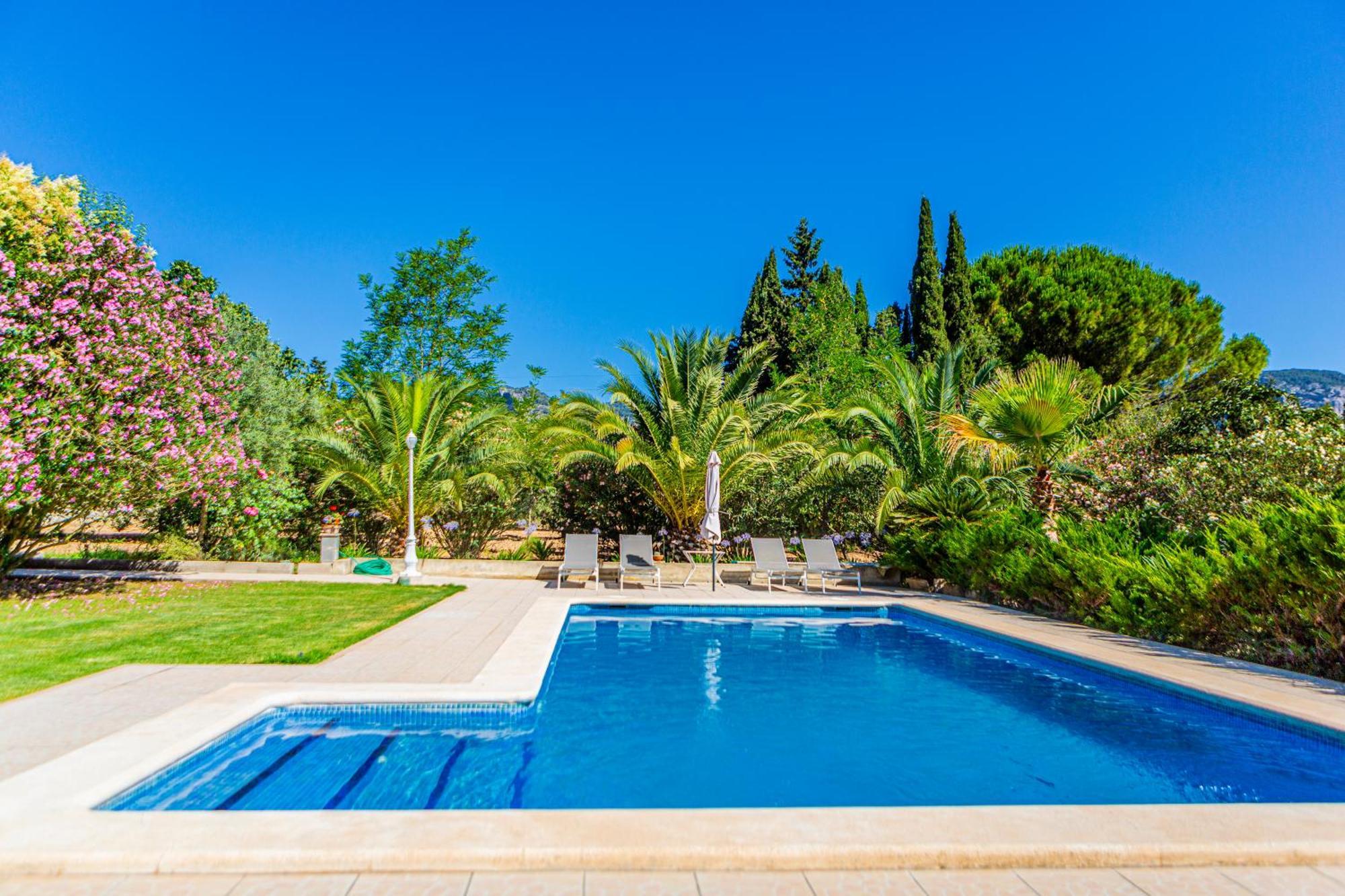 Son Ribes Villa อาลาโร ภายนอก รูปภาพ